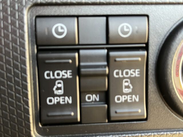 DAIHATSU TANTO CUSTOM 4WD 2021