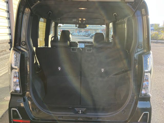 DAIHATSU TANTO CUSTOM 4WD 2021