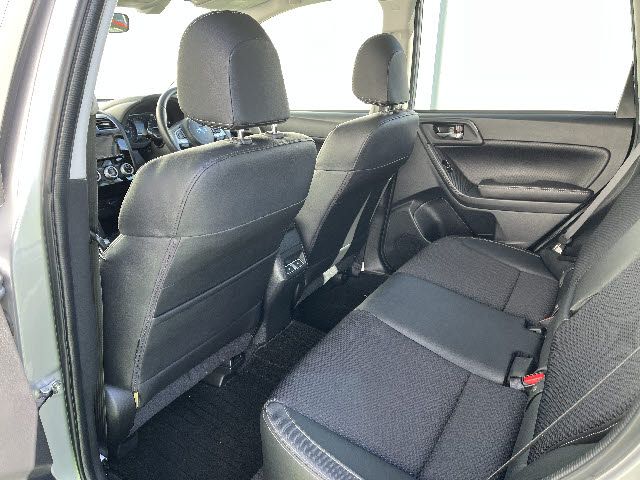 SUBARU FORESTER 2016