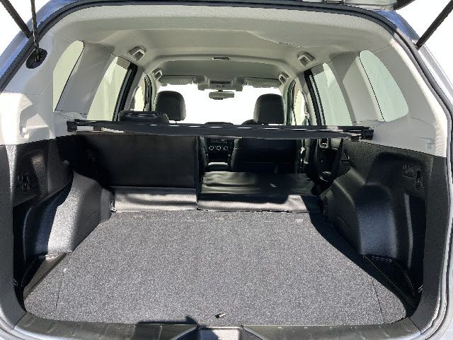 SUBARU FORESTER 2016