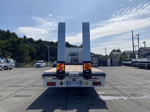 MITSUBISHI FUSOU SUPER GREAT 2025