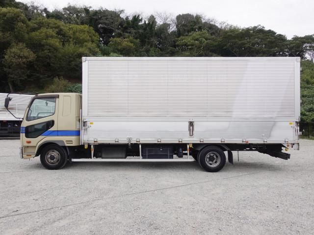 MITSUBISHI FUSOU FIGHTER 2017