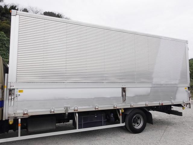 MITSUBISHI FUSOU FIGHTER 2017