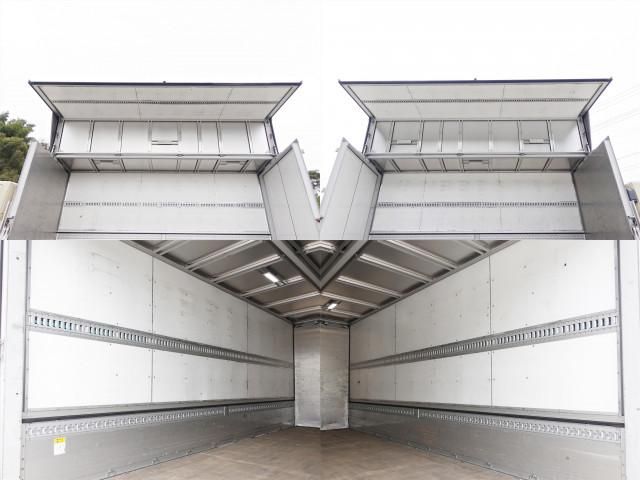 MITSUBISHI FUSOU FIGHTER 2017