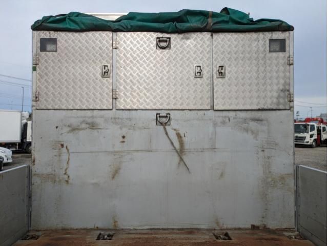 NISSAN DIESEL Quon 2016