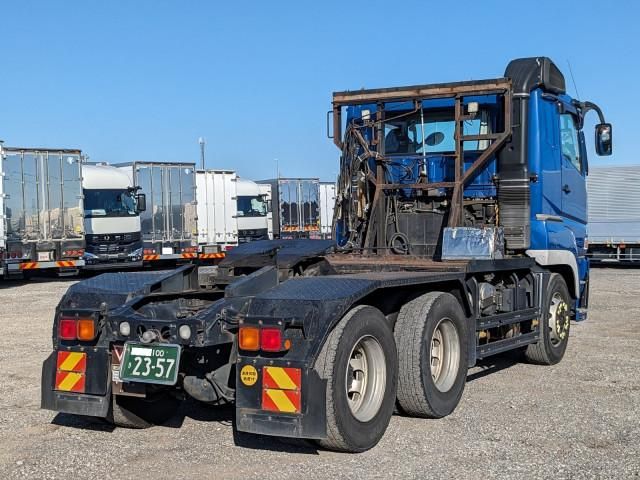 MITSUBISHI FUSOU SUPER GREAT 2016