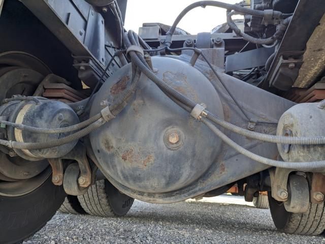 MITSUBISHI FUSOU SUPER GREAT 2016