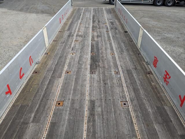 NISSAN DIESEL Quon 2016