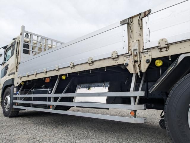 NISSAN DIESEL Quon 2016