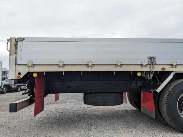 NISSAN DIESEL Quon 2016