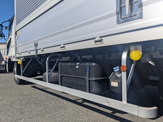 MITSUBISHI FUSOU FIGHTER 2023