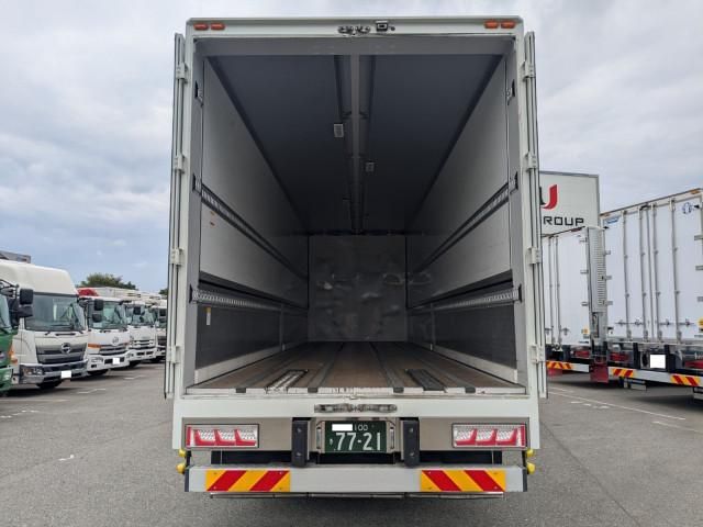 MITSUBISHI FUSOU SUPER GREAT 2022