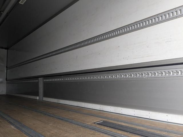 MITSUBISHI FUSOU SUPER GREAT 2022