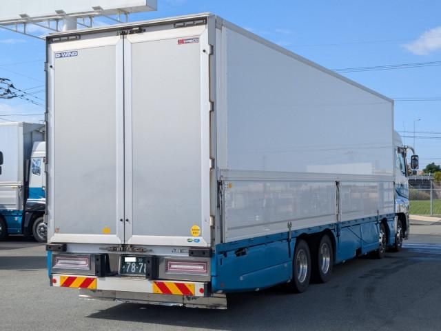 MITSUBISHI FUSOU SUPER GREAT 2018