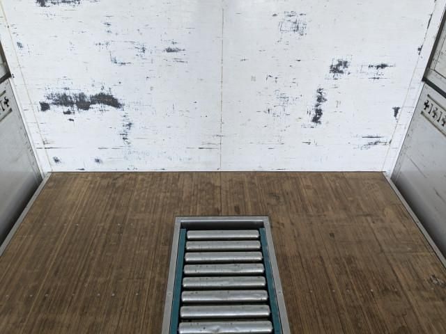 MITSUBISHI FUSOU SUPER GREAT 2018