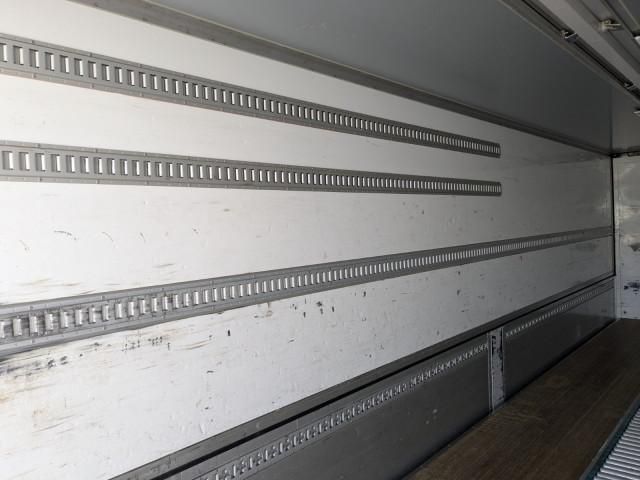 MITSUBISHI FUSOU SUPER GREAT 2018