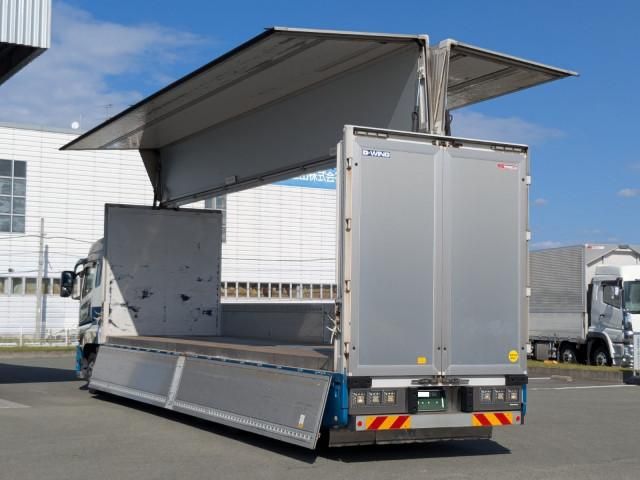 MITSUBISHI FUSOU SUPER GREAT 2018