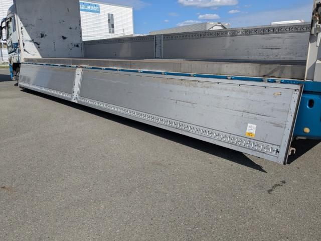 MITSUBISHI FUSOU SUPER GREAT 2018