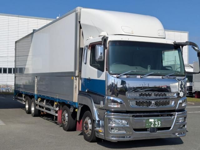 MITSUBISHI FUSOU SUPER GREAT 2016