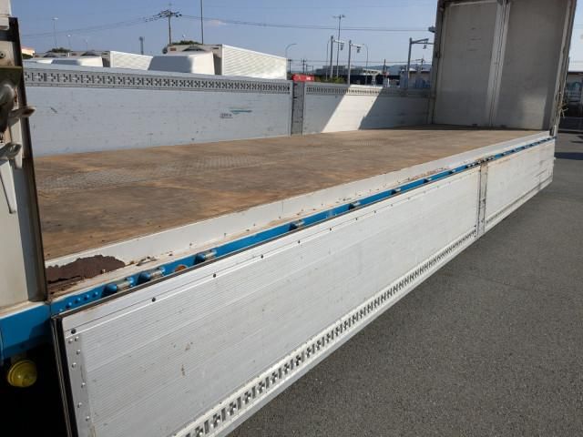 MITSUBISHI FUSOU SUPER GREAT 2016