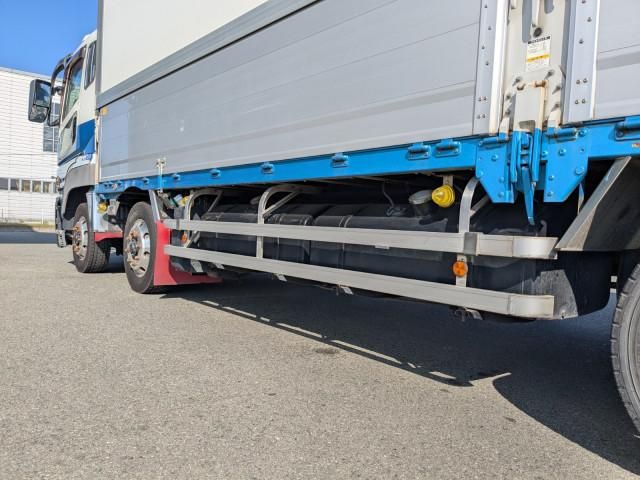 MITSUBISHI FUSOU SUPER GREAT 2016