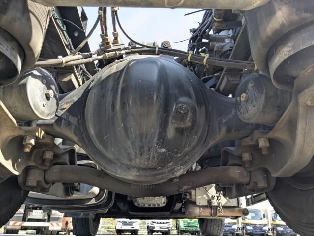 NISSAN DIESEL Quon 2015