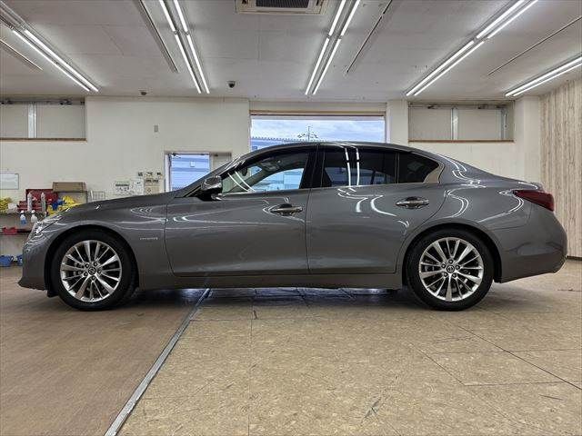 NISSAN SKYLINE HYBRID 2020