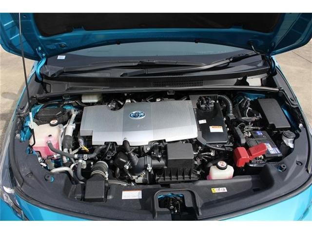 TOYOTA PRIUS PHV 2017