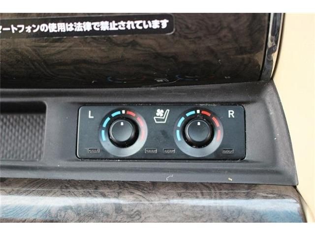 TOYOTA ALPHARD hybrid 4WD 2020