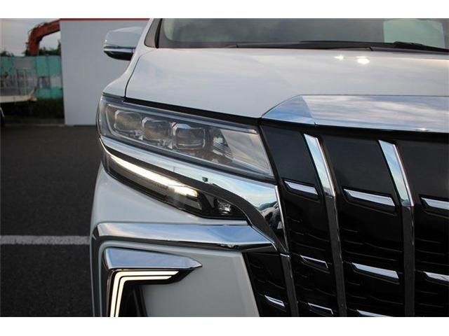 TOYOTA ALPHARD hybrid 4WD 2020