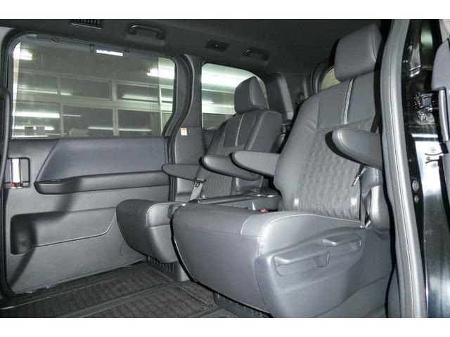 TOYOTA NOAH HYBRID 4WD 2024