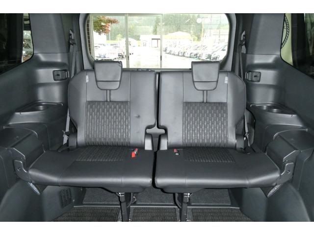 TOYOTA NOAH HYBRID 4WD 2024