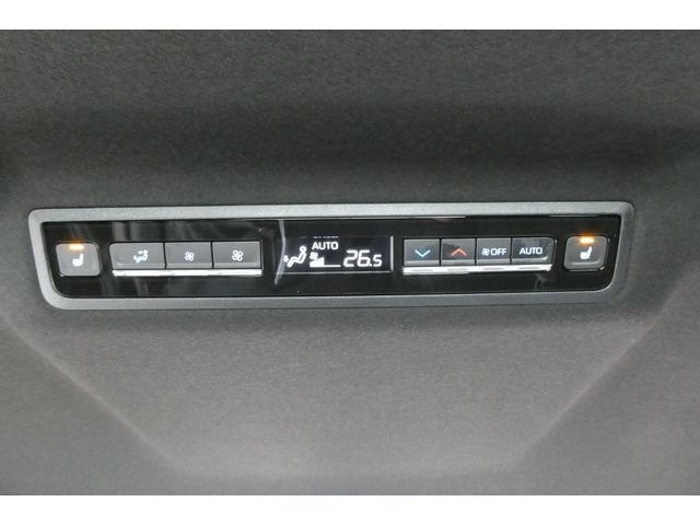 TOYOTA NOAH HYBRID 4WD 2024