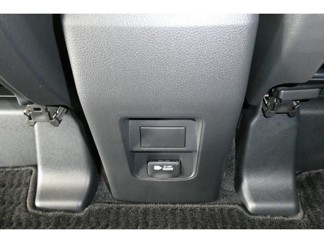 TOYOTA NOAH HYBRID 4WD 2024