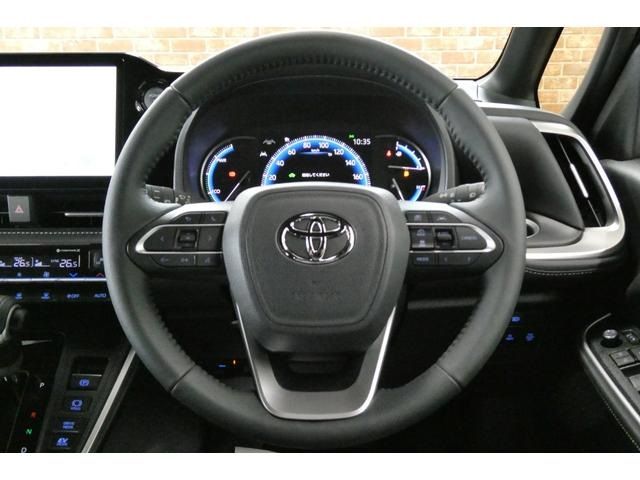 TOYOTA NOAH HYBRID 4WD 2024