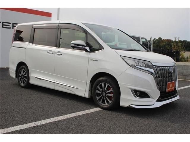 TOYOTA ESQUIRE HYBRID 2017