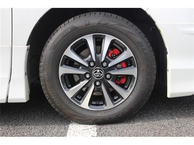 TOYOTA ESQUIRE HYBRID 2017