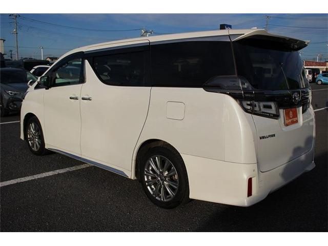 TOYOTA VELLFIRE 2020