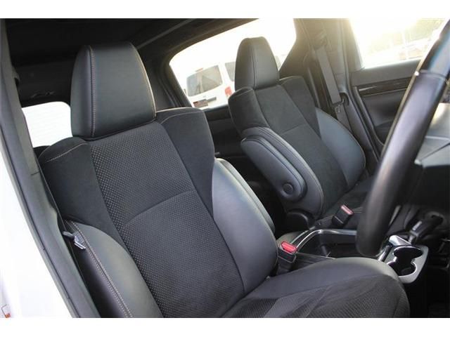 TOYOTA VELLFIRE 2020