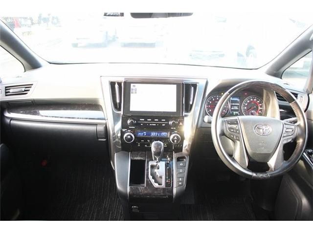 TOYOTA VELLFIRE 2020