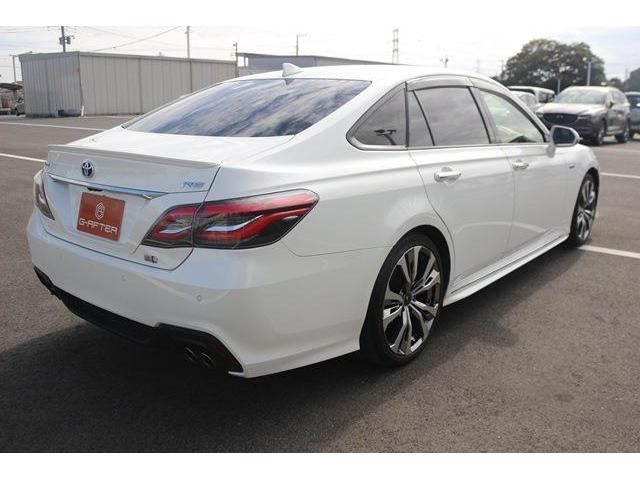 TOYOTA CROWN sedan hybrid 2019