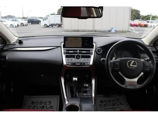 TOYOTA LEXUS NX300h 2019