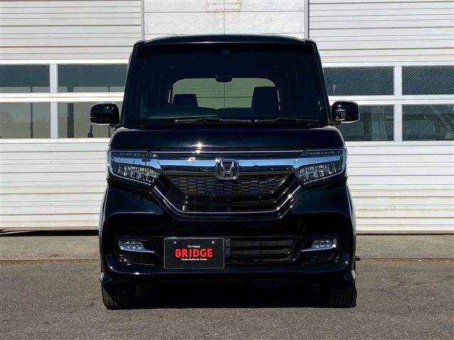 HONDA N BOX CUSTOM 4WD 2018