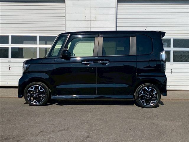 HONDA N BOX CUSTOM 4WD 2018