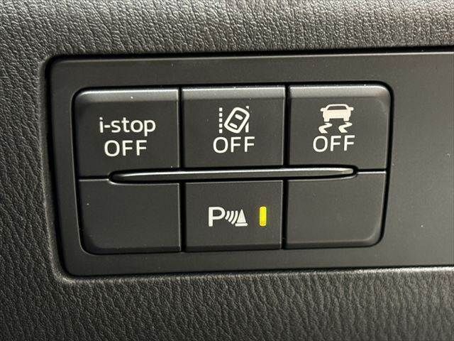 MAZDA AXELA sedan 2016