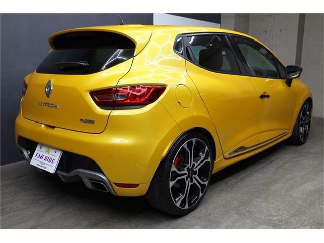 RENAULT RENAULT LUTECIA 2017