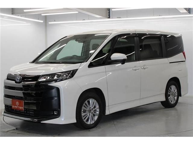 TOYOTA NOAH HYBRID 2023