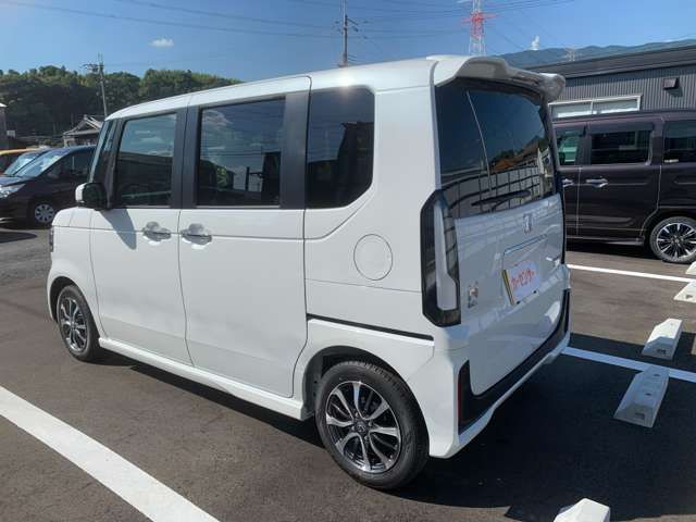 HONDA N BOX CUSTOM 2024