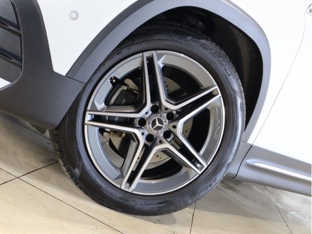 MERCEDES BENZ MERCEDES BENZ GLB 2023