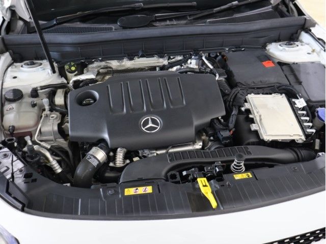 MERCEDES BENZ MERCEDES BENZ GLB 2023